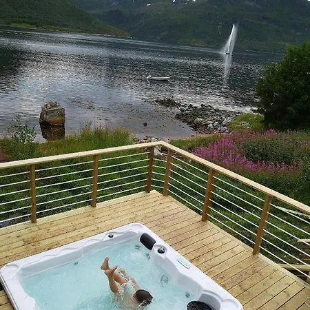 Waterfront Senja Apartman *